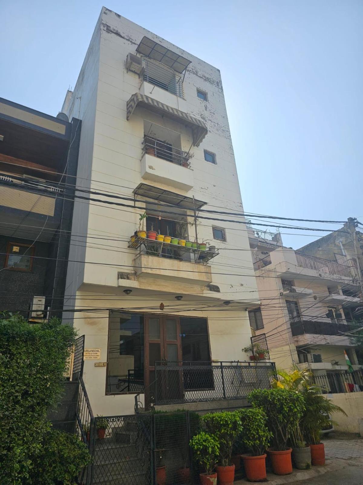 Sky Bloom Luxury Homestay Нью-Дели Экстерьер фото